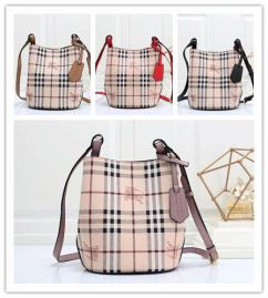 Picture of Burberry Lady Handbags _SKUfw99224226fw